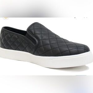 Skechers Black Quilted Slip-On Sneakers Faux Leather Size 7.5 EUC